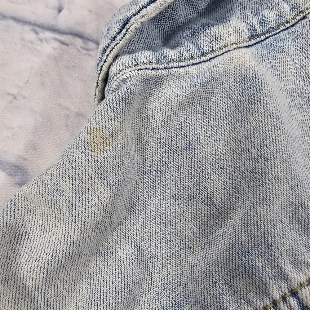 Free People Rumors Denim Jacket WOMENS M Light Wash Distressed Cotton Trucker - Picture 13 of 14